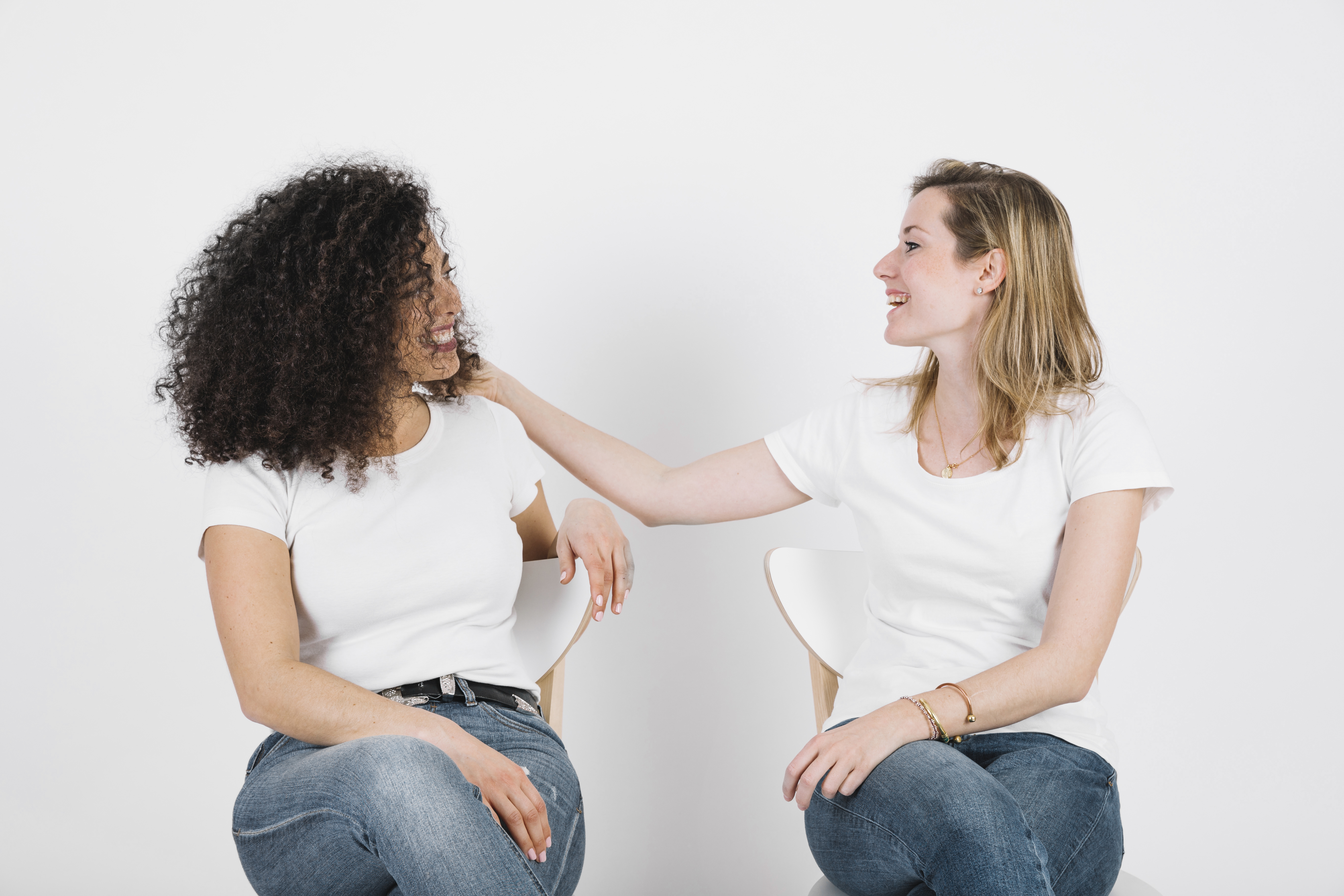 Dificultad para seguir conversaciones